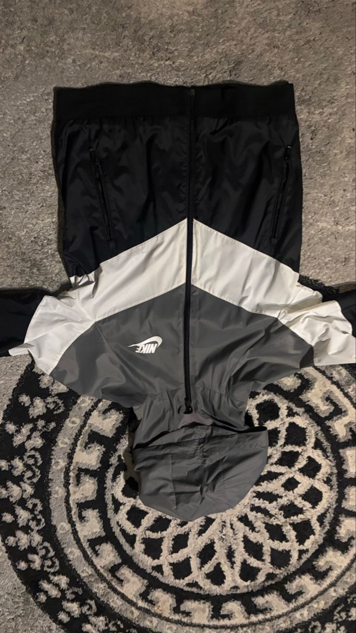Veste coupe vent Nike - photo numéro 2