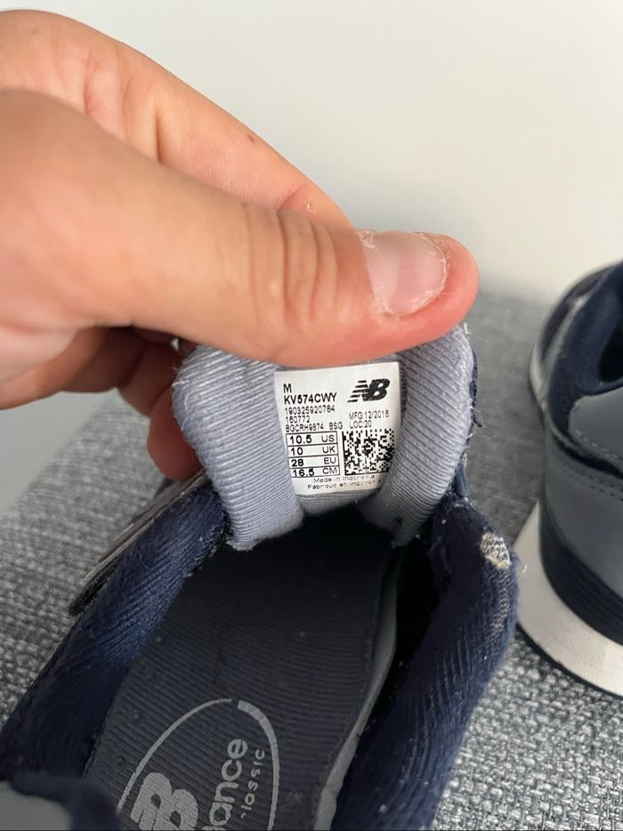 Baskets New Balance 574 Garçons Taille 28 - photo numéro 7