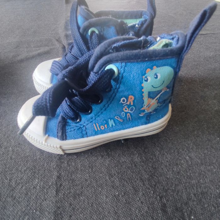 Basket toile taille 18 - photo numéro 3