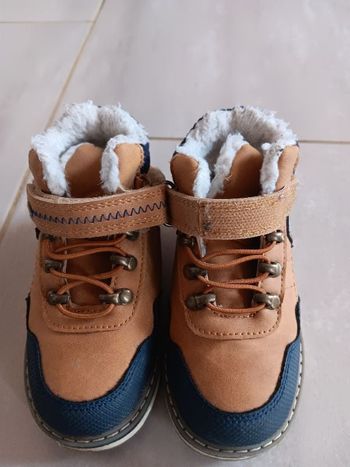 Chaussure garçon hiver pointure 24
