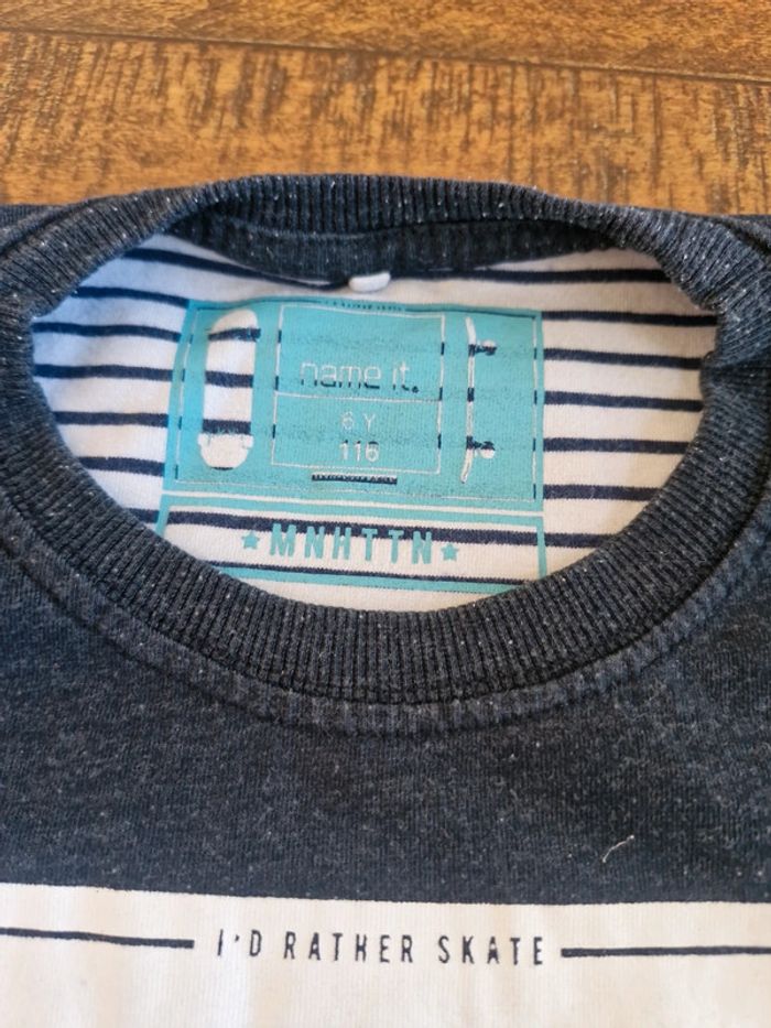 Tee-shirt 6 ans - photo numéro 2