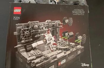 Lego Star Wars 75329 Diorama de la poursuite dans les tranchées de l'Étoile de la Mort
