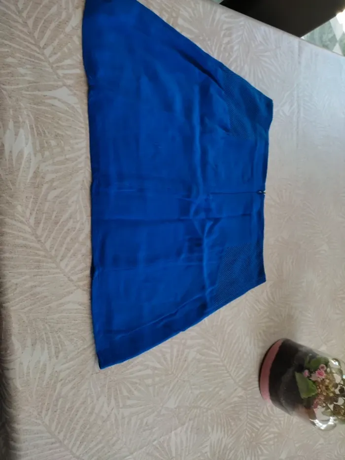 Jupe courte Naf Naf de couleur bleu électrique 40 - photo numéro 3