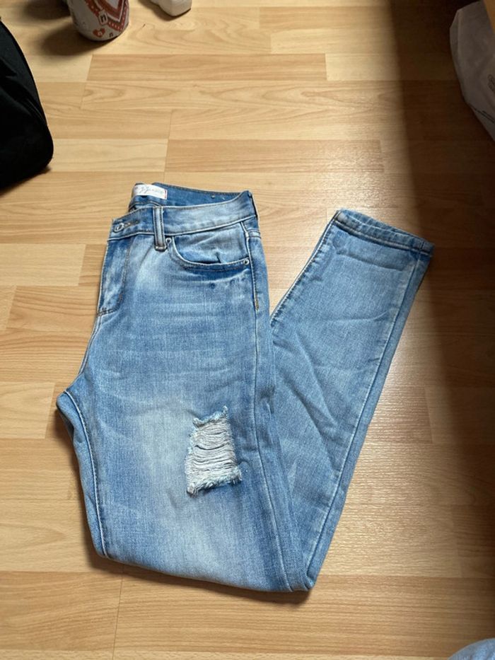 Jean bleu taille 32 J.JEANS