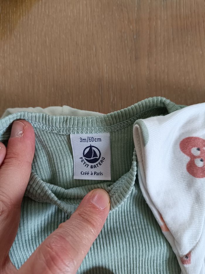 Bodies 3 mois - photo numéro 2