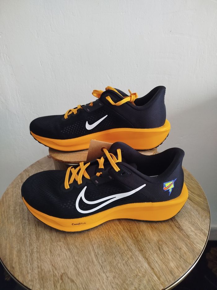 Baskets Nike T 42
