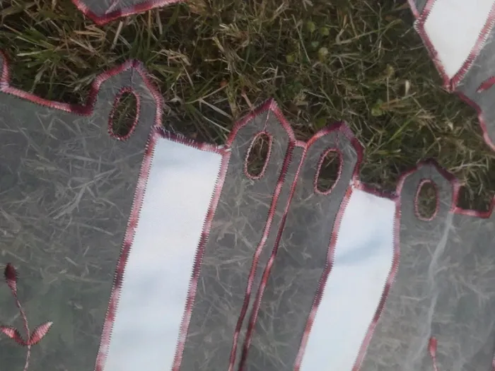 3 rideaux écru et bordeaux - photo numéro 6