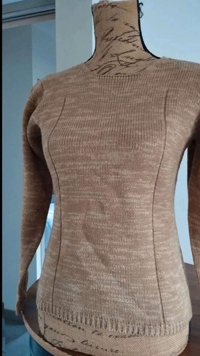 Pull  marron beige  fil  doré taille  38/40 - photo numéro 4