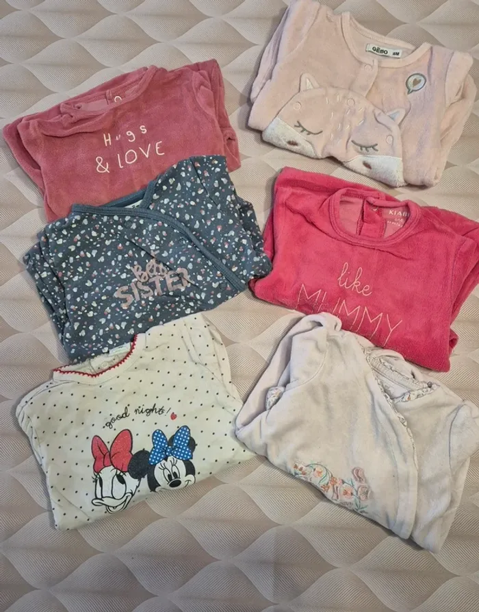 Lot pyjamas
