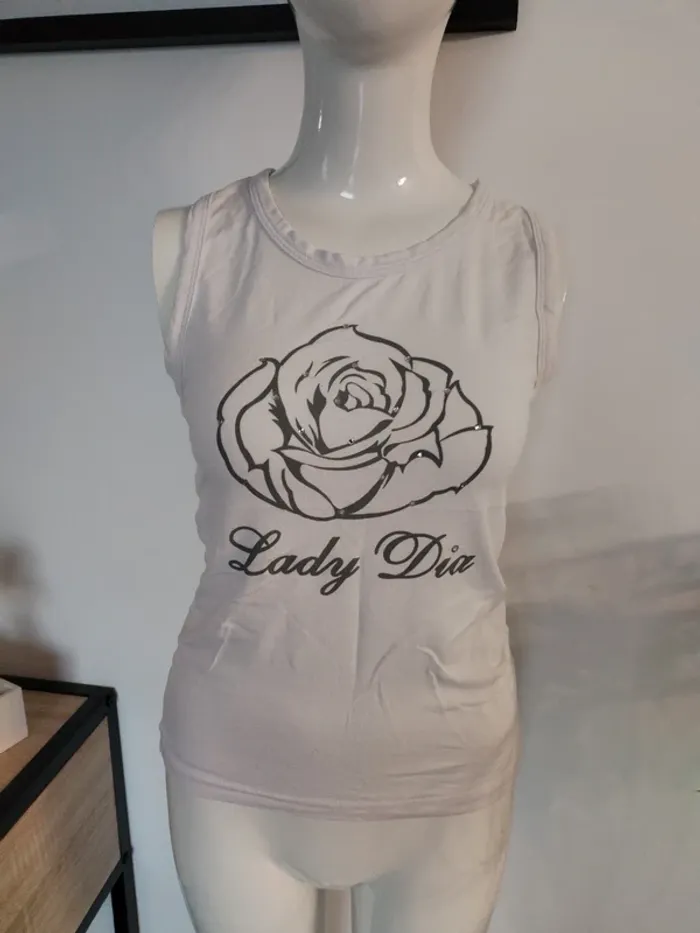 Débardeur femme taille 36 M.Dia