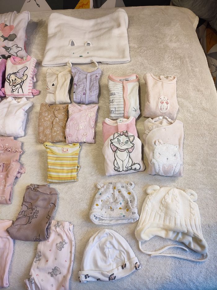 Lot vêtements bébé 3-9 mois - photo numéro 3