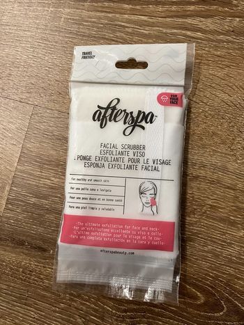 Éponge exfoliante pour le visage
