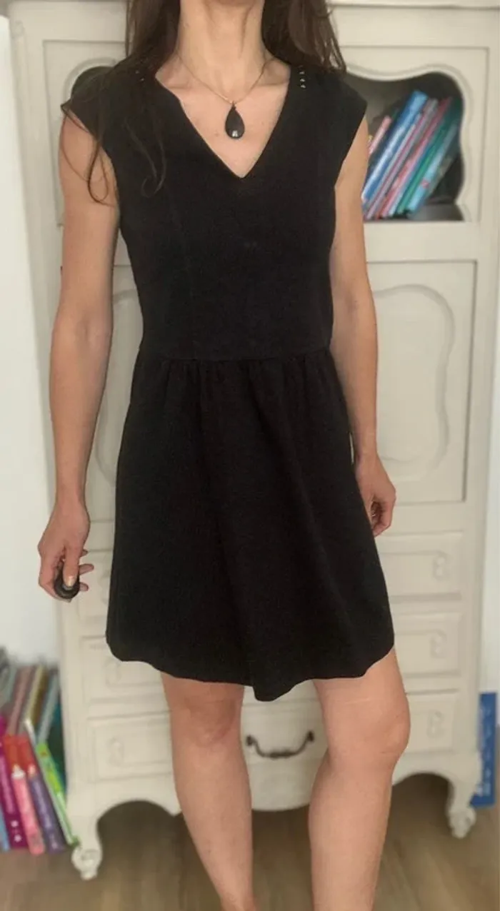 Petite robe noir i code by IKKS taille 36 , S , 1 - photo numéro 5