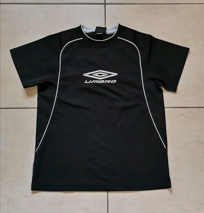 Tee-shirt Umbro 12 ans, 146 cm