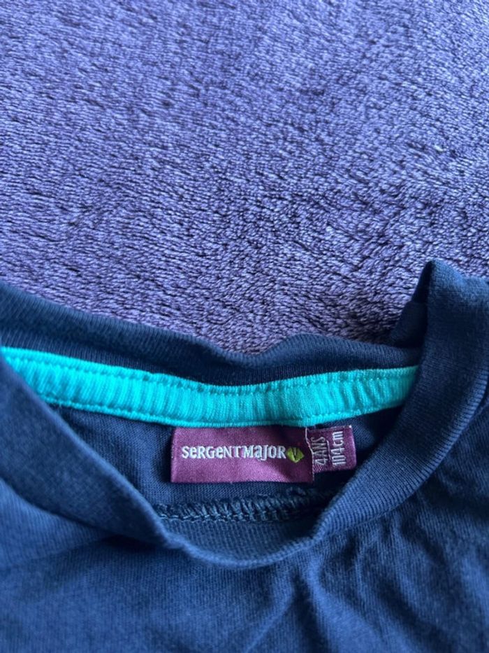 T-shirt manches courtes garcon en coton bleu marine thème dinosaures Sergent major taille 4 ans - photo numéro 4