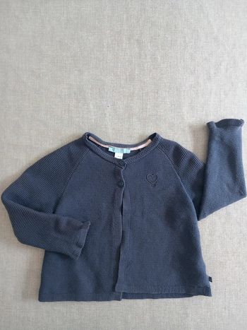 Gilet bleu Obaïbi 23 mois TBE