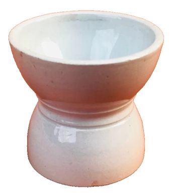 Ancien coquetier diabolo  en faïence