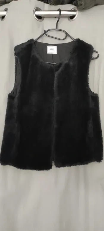 Veste gilet fausse fourrure sans manches