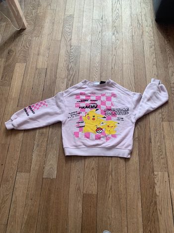 Pull Zara/Pokémon un bon état