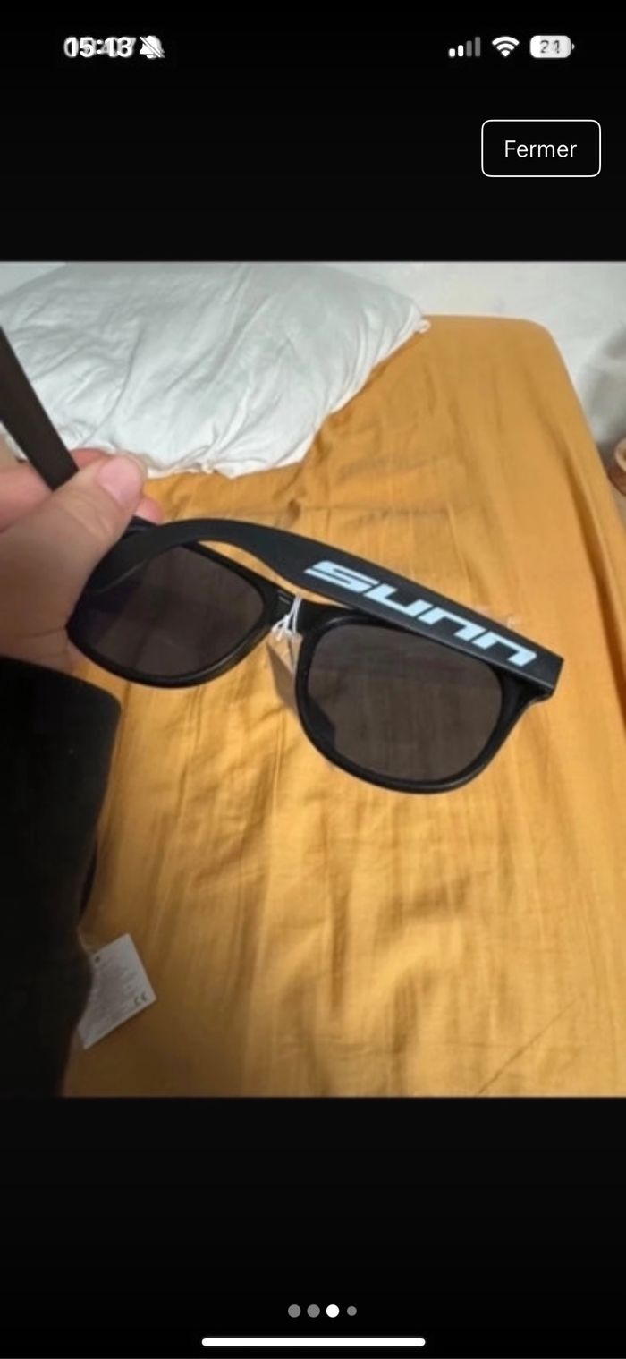 Lunette de soleil - photo numéro 4