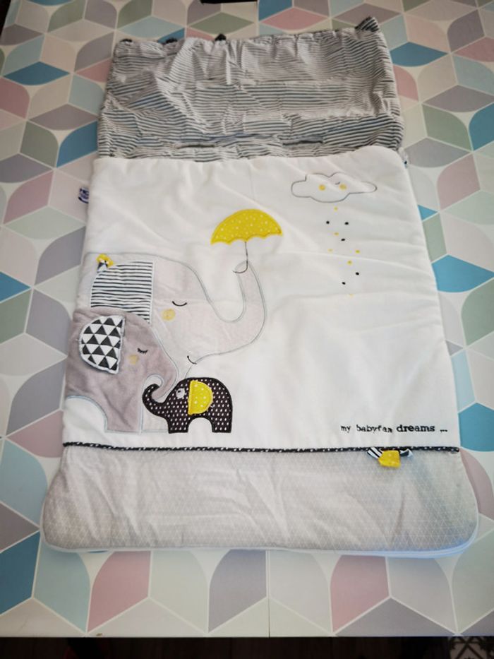 D3897 - chancelière mixte naissance