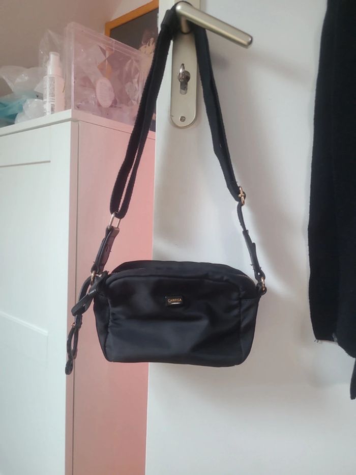 Petit sac noir Carpisa - photo numéro 6