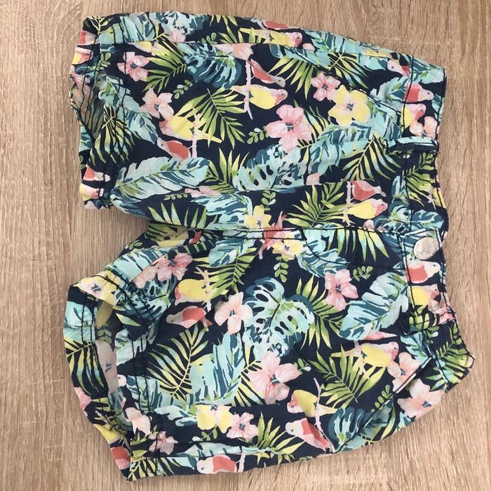 Short fille - photo numéro 5