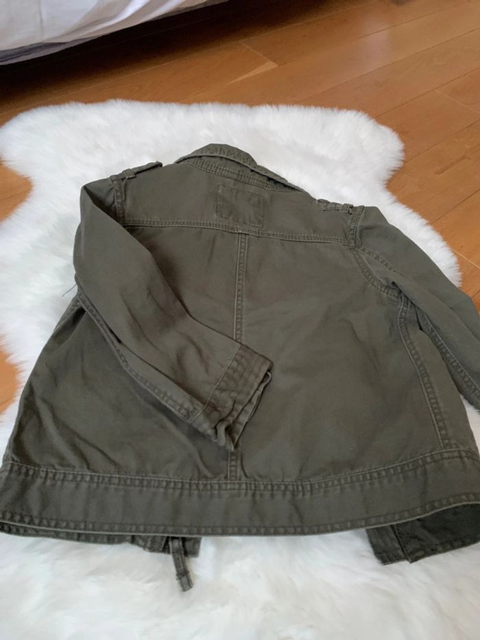 Jolie veste militaire kaki taille 5/6ans - photo numéro 5