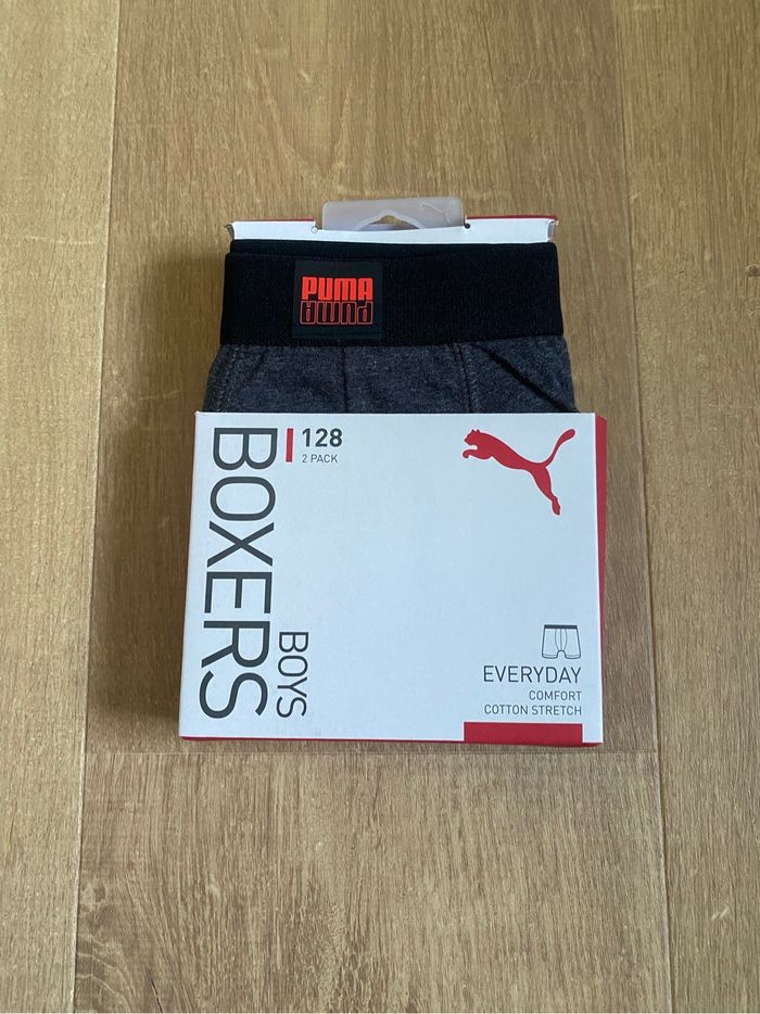Lot 2 boxers Puma 8 ans 128 cm neuf