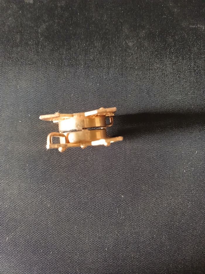 2 Pendentifs doré croix aimanté - photo numéro 7