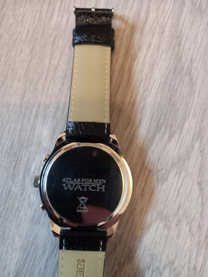 Montre homme - photo numéro 4