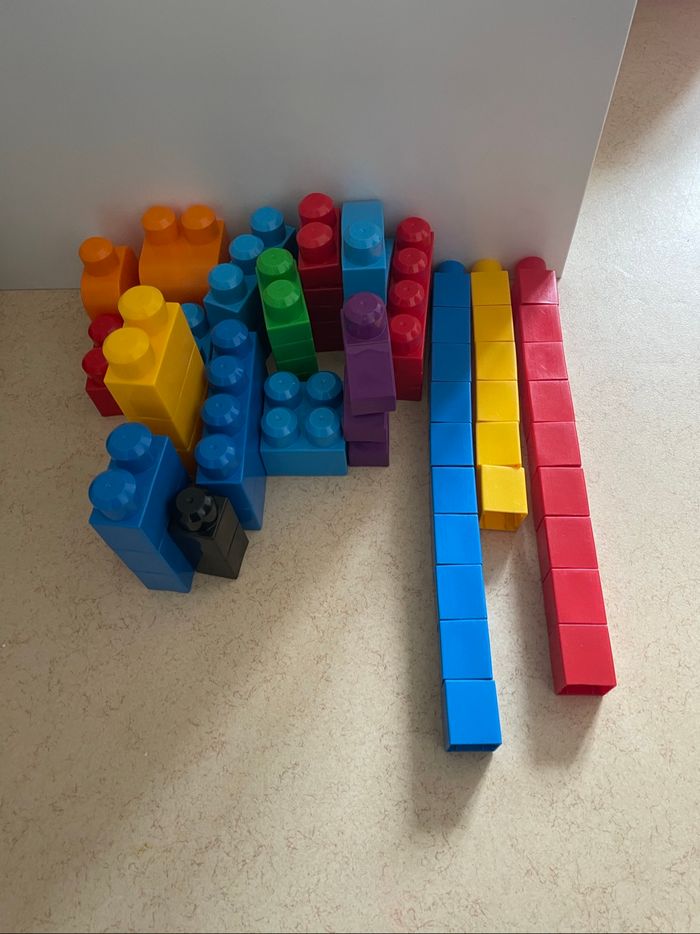 Lego mega blocks + camion - photo numéro 2