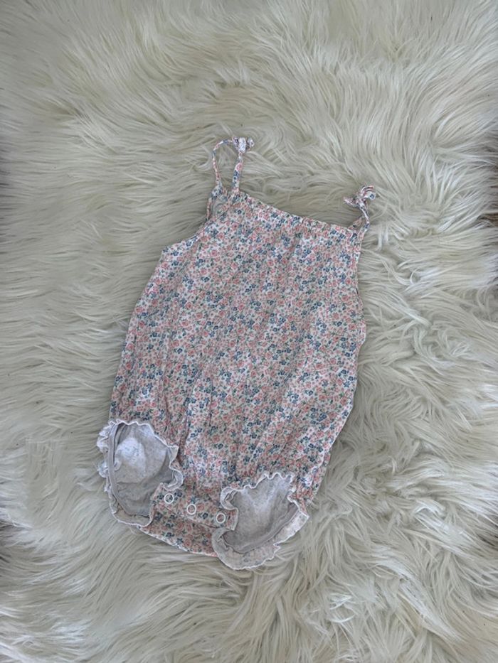 Fille 👧🏻 Body barboteuse a fleurs h&m 6/9 mois