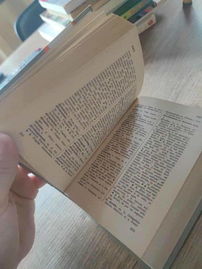 Dictionnaire français/Latin - photo numéro 5