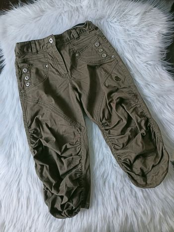 Pantacourt kaki Lulu castagnette 8 ans -126cm N*0958