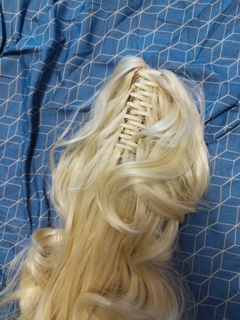 Magnifique postiche pince crabe