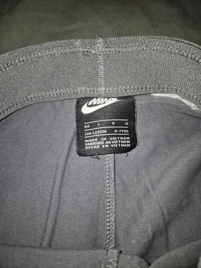 Leggins nike 6/7 ans - photo numéro 3