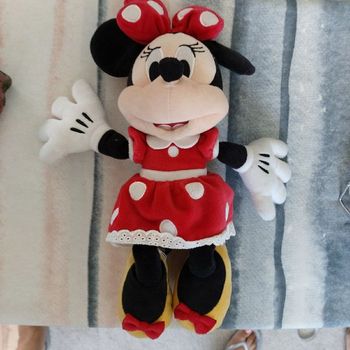 Differentes Peluches  / la pièce  ou le lot