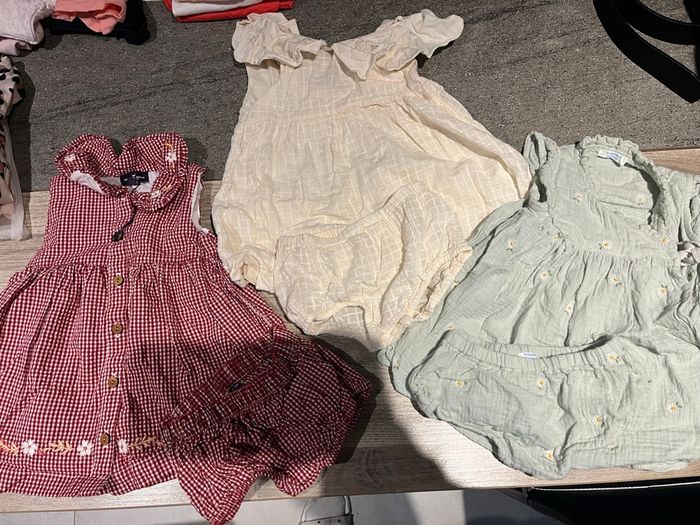 Lot 6 mois fille - photo numéro 2