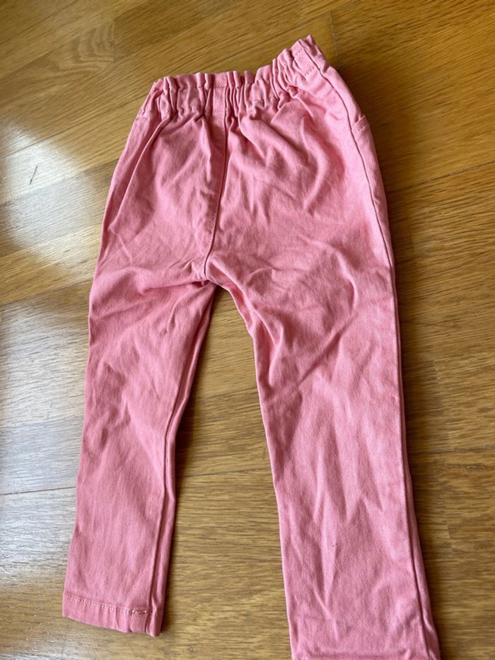 Lot de 2 pantalons neufs fille taille 18 mois - photo numéro 7