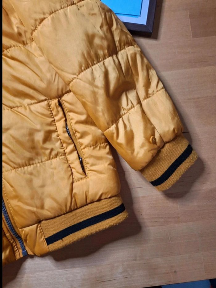 Doubleur de manteau pour garçon taille 6 ans  très bon état - photo numéro 2