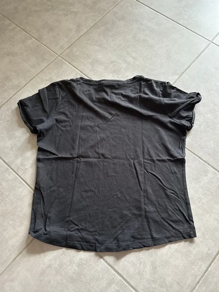 T-shirt ellesse taille M - photo numéro 3