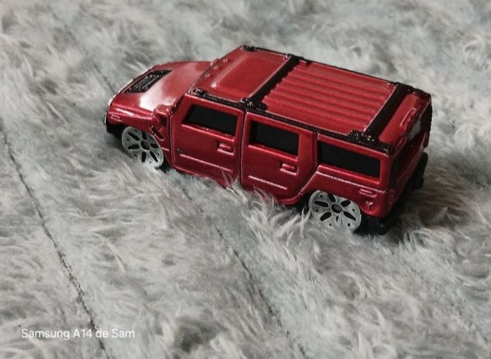 Voiture hummer maisto - photo numéro 2