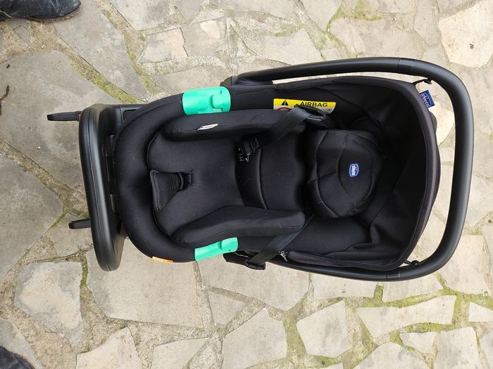Siège auto Chicco + base isofix - photo numéro 3