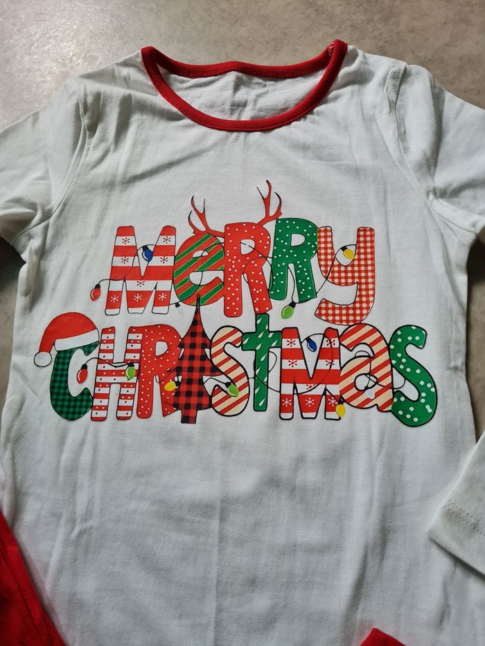 Pyjama 2 pièces fille 6 ans *Noël* neuf - photo numéro 8