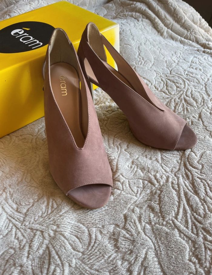 Talons rose daim Eram - photo numéro 2
