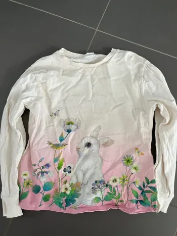 Sweat lapin h&m 8-10 ans en très bon état