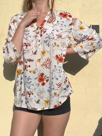 Blouse manches 3/4 blanche et fleurie
