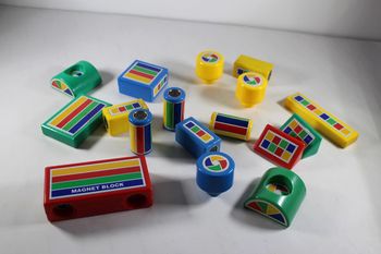 Hilco Magnetic Blocks vintage année 80