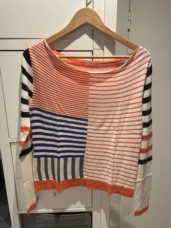 Pull léger à rayures orange blanc et bleu